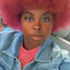 Meet your Posher, Qwuaisha